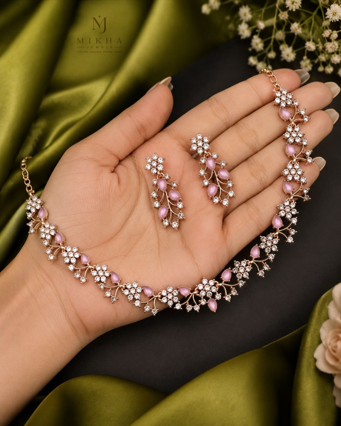Jewellery Rose Gold-Plated Artificial Stone Studded Necklace Jewelle