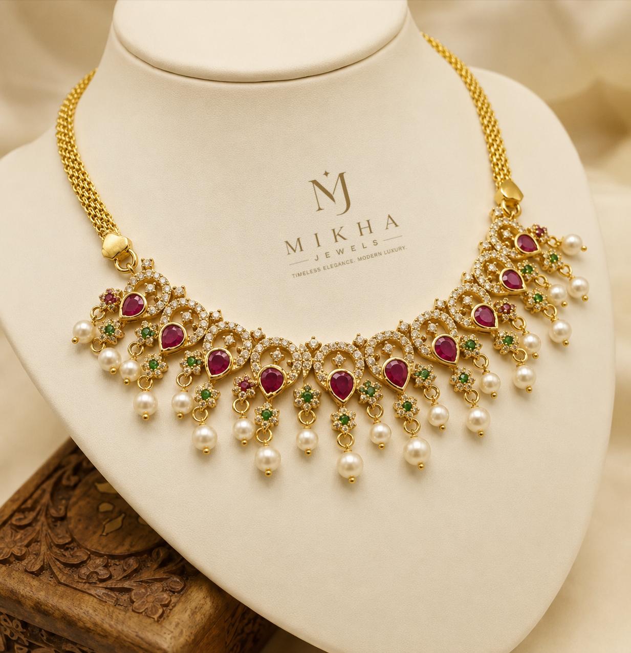 Necklace with Multicolor Stone